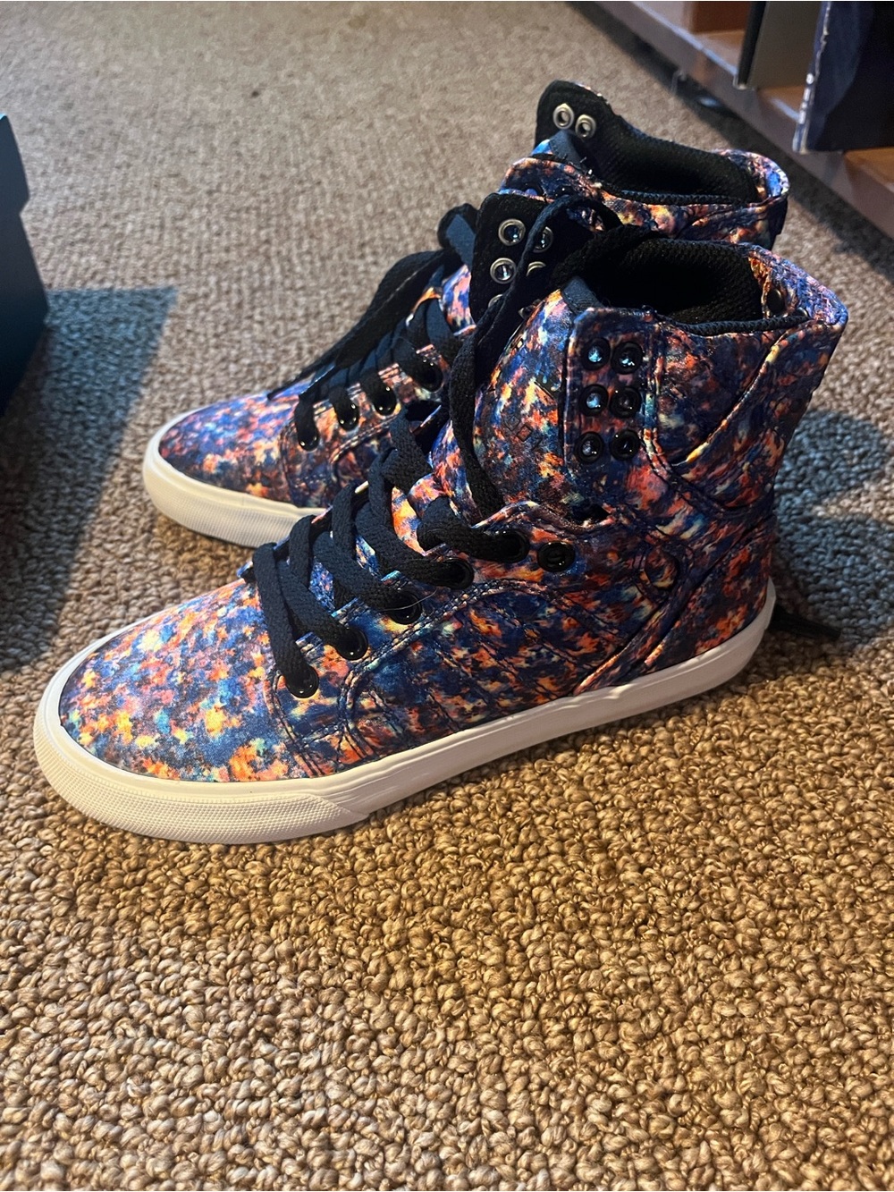 Supra
